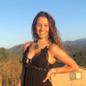 Meet your Posher, Kailey bevard